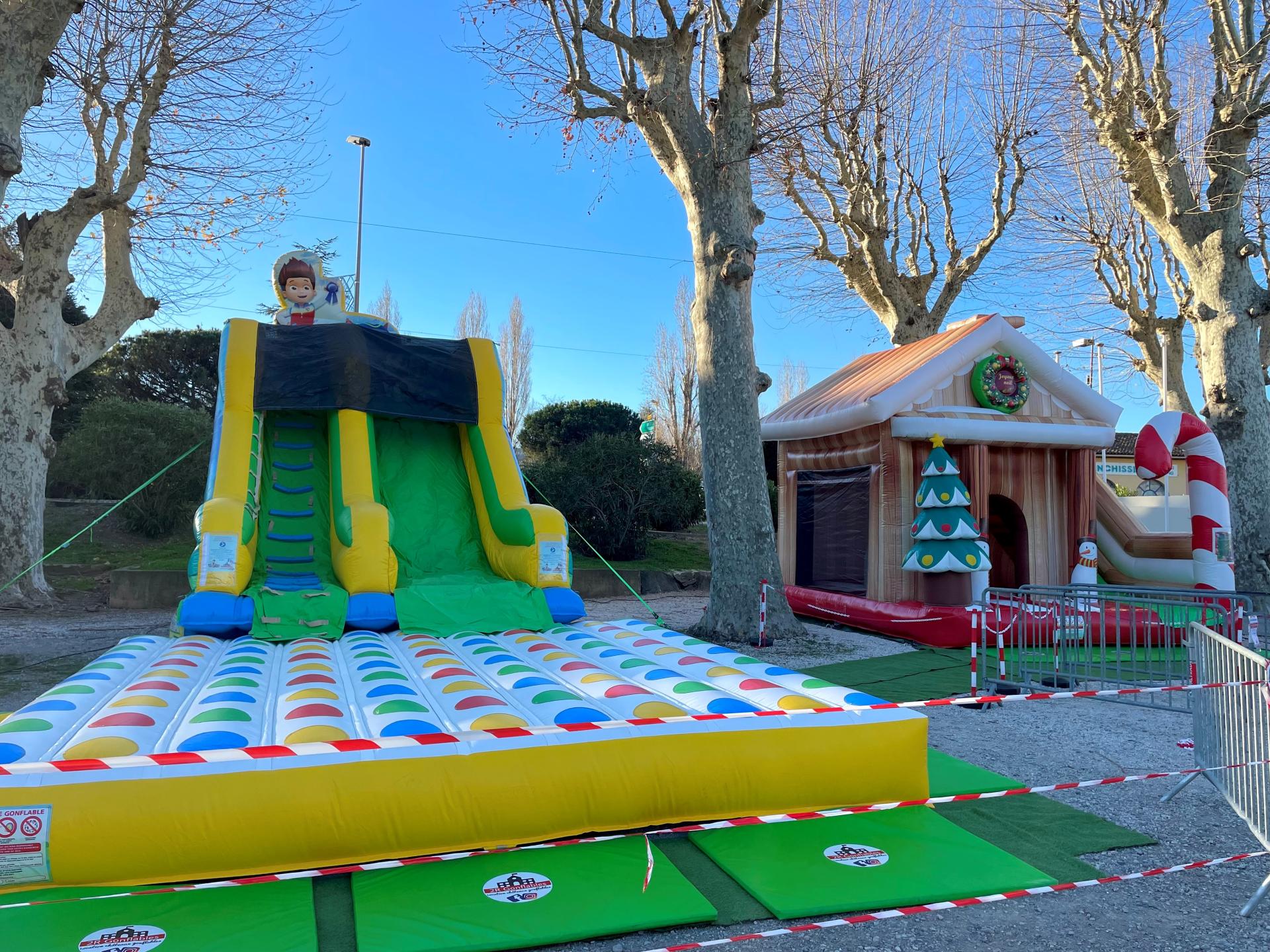 L'ATELIER DU PERE NOEL - 2RGonflables
