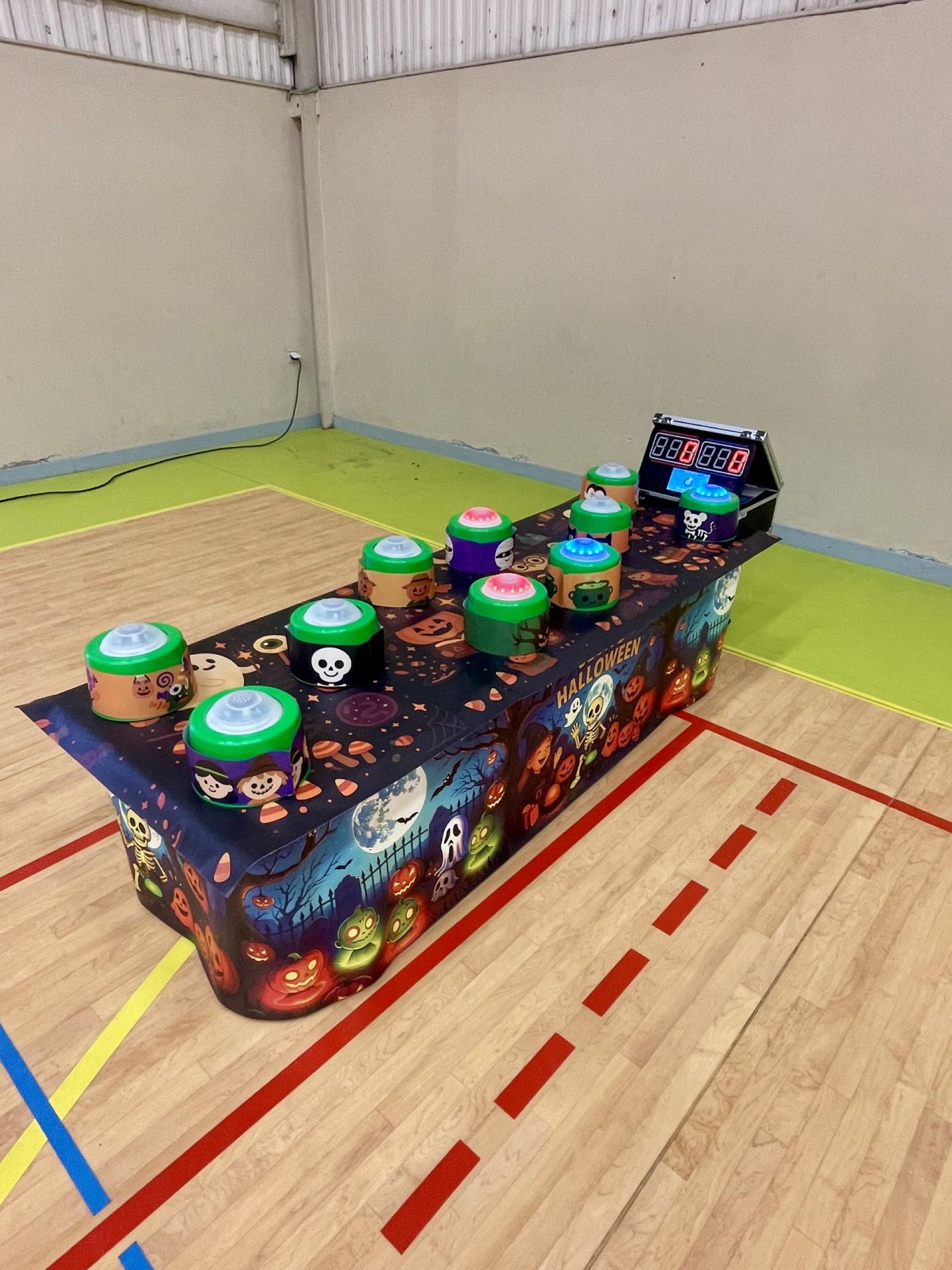 JEU HALLOWEEN - CHASSEUR DE MONTRES